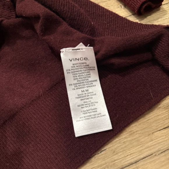 Vince Medium Burgundy V-Neck Sweater Wool Cashmere Blend - Picture 3 of 4